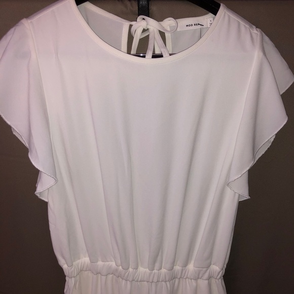 Wide Leg White Jumpsuit With Cutout Back NWT Size Large Brand Mod Ref - Picture 4 of 11